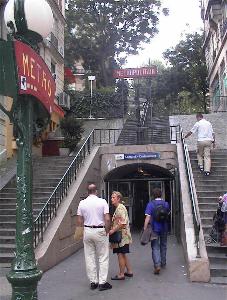 Metrostation Lamarck-Coulaincourt
