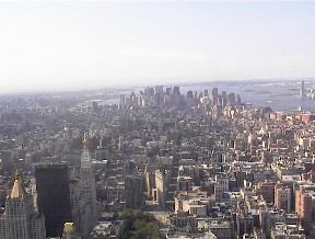 Uitzicht vanaf Empire State Building op Downtown New York