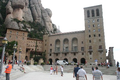 Monserrat, abdijkerk